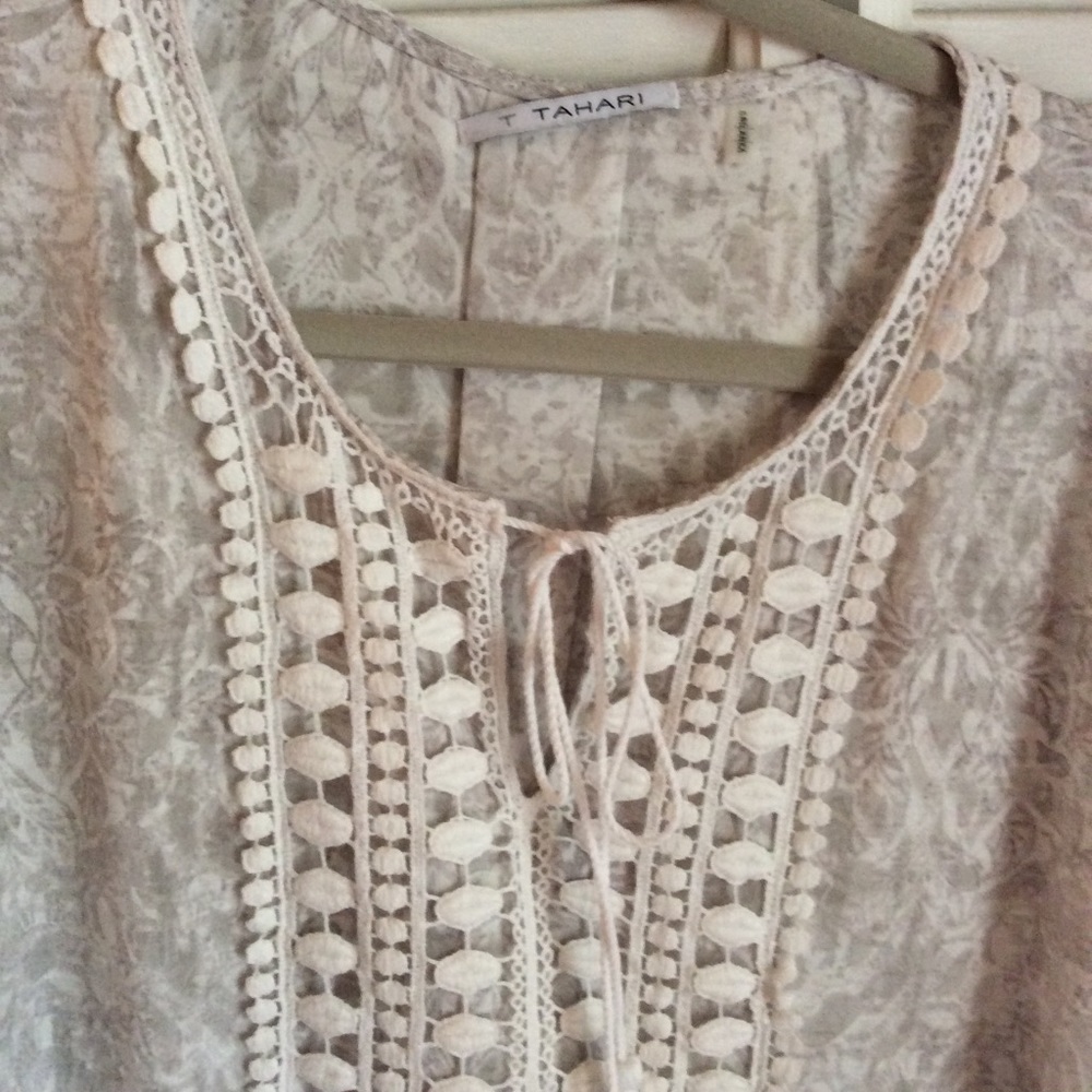 Tahari tunic top XL